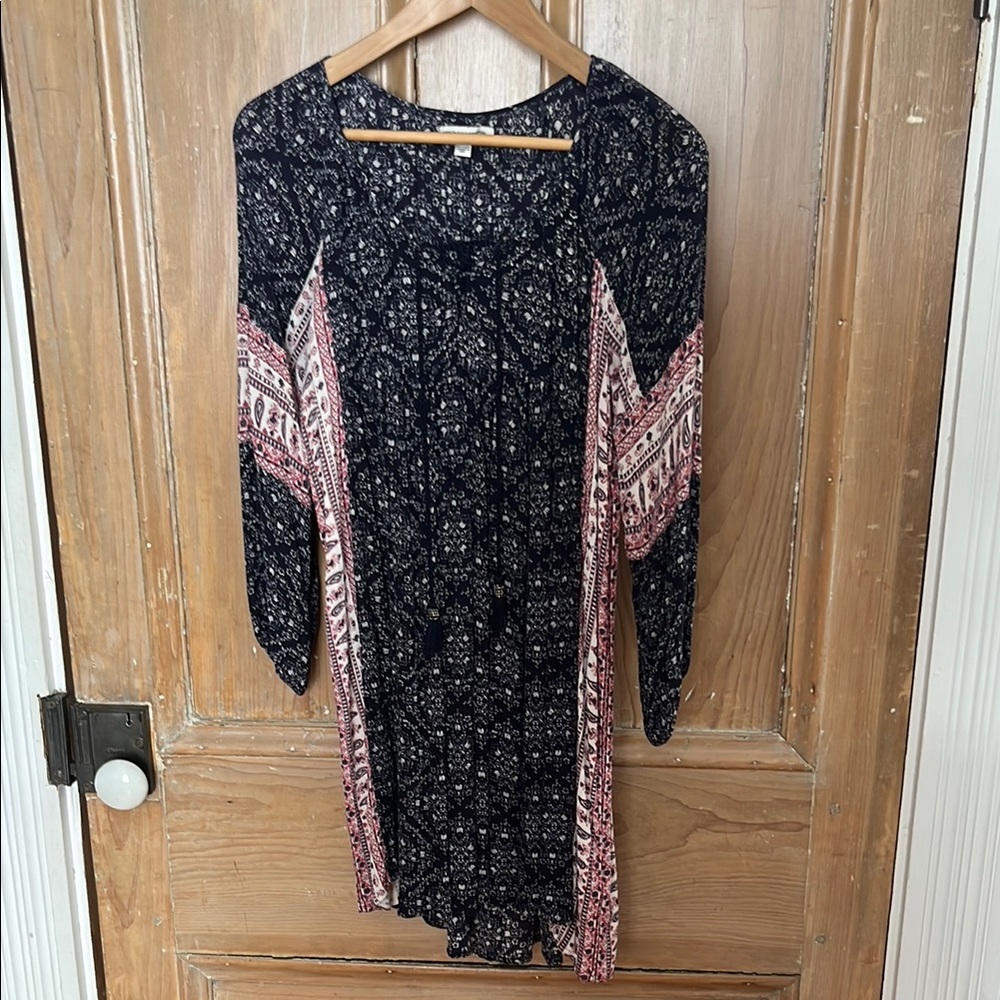 American Eagle Casual Blue and Pink Long Sleeve Dress with Bishop Sleeves